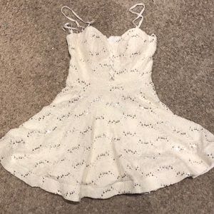 CREAM MINI DRESS